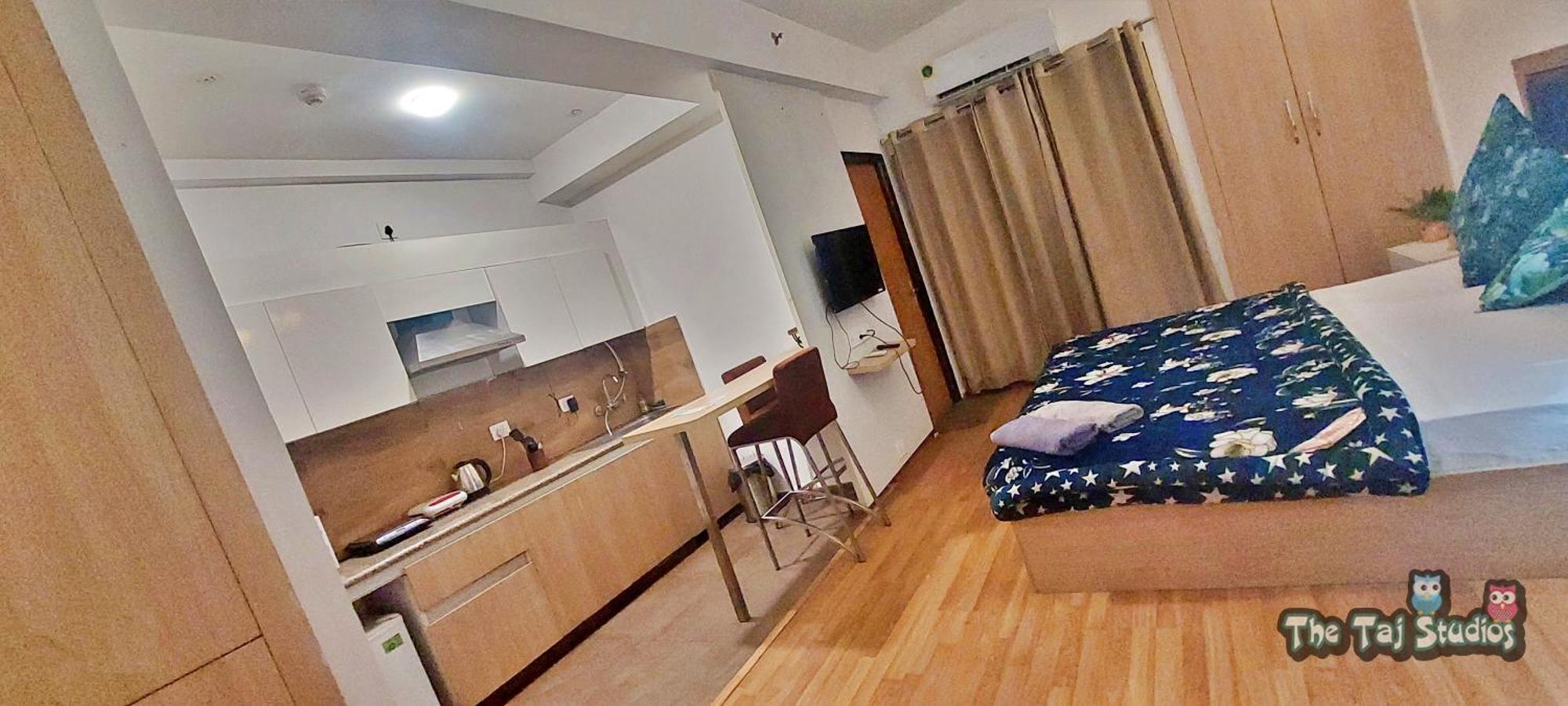 Top Luxury & Couple Friendly Stay Gp By Taj Suites & Studios #New Year Party & Stay Noida Ngoại thất bức ảnh